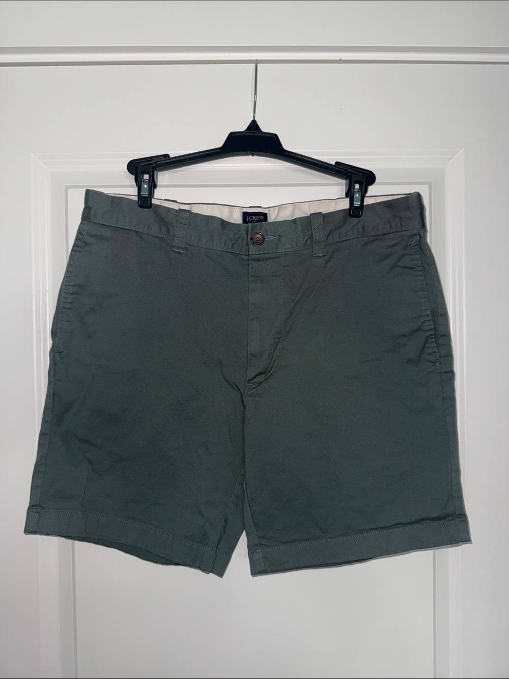 J. Crew Men's Olive Flat-Front Chino Shorts